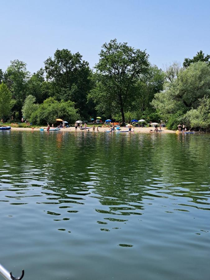 Mobilheim Chalet Bei Georg Seekirchen am Wallersee Εξωτερικό φωτογραφία